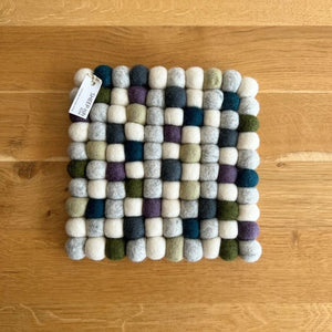 Square Felt Ball Pot Stand