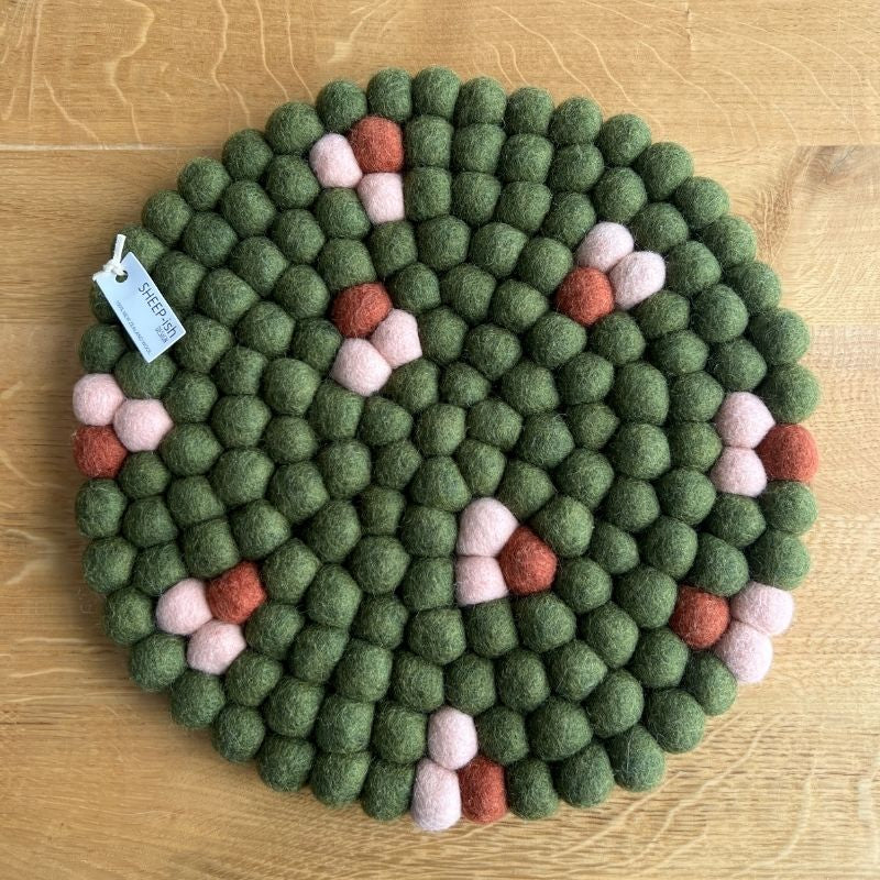 Felt Ball Pot Stand