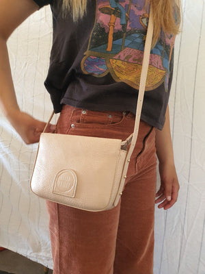 
            
                Load image into Gallery viewer, Riley Crossbody
            
        